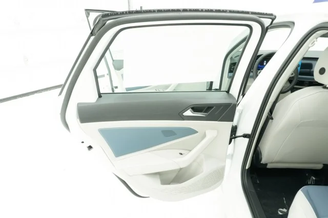 2026 Volkswagen Jetta SE - Photo 17