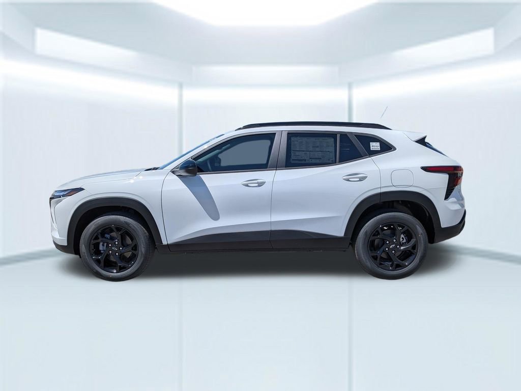 New 2026 Summit White Chevrolet LT image 2