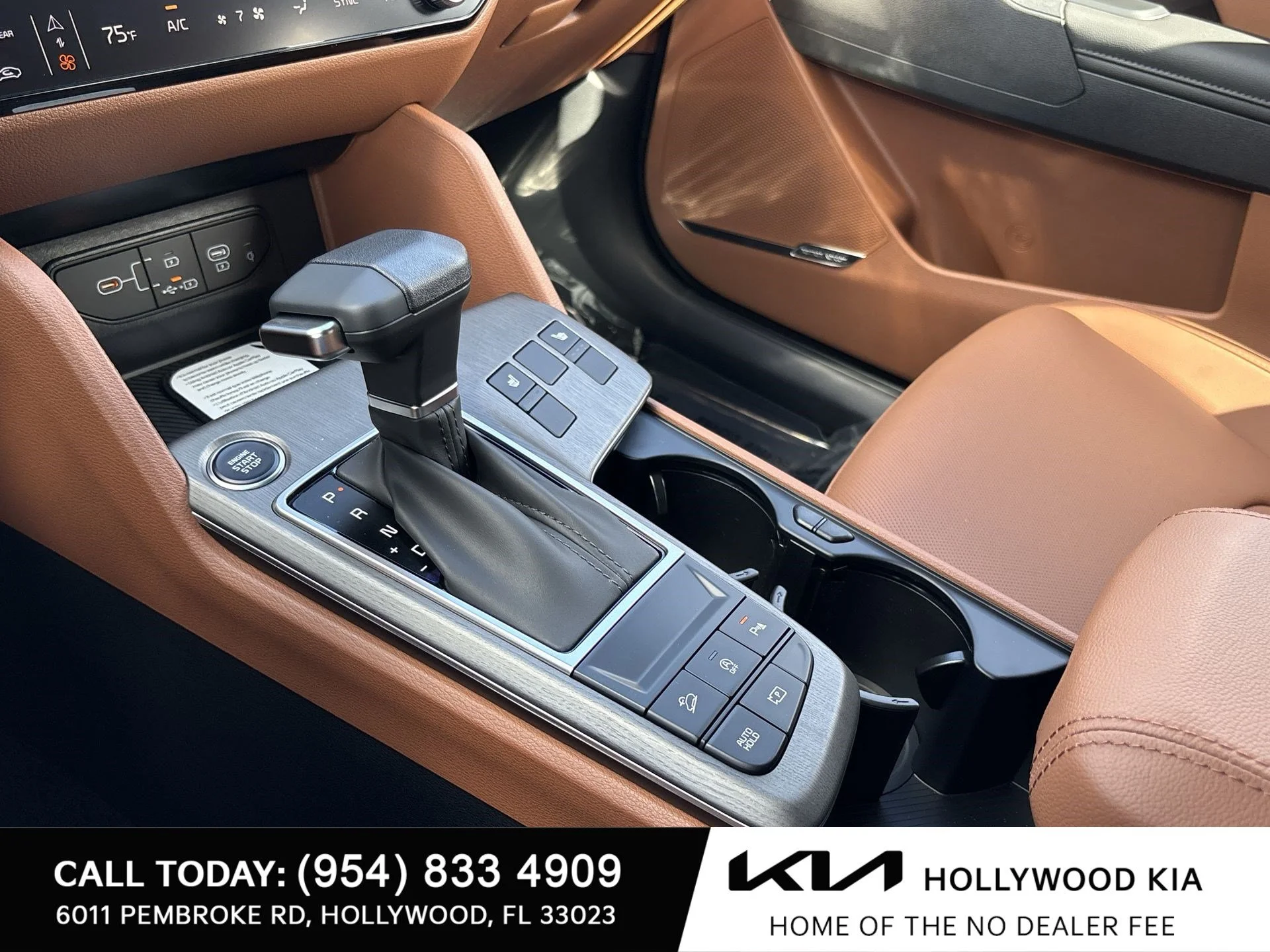 New 2027 Glacial White Pearl Kia X-Line image 23
