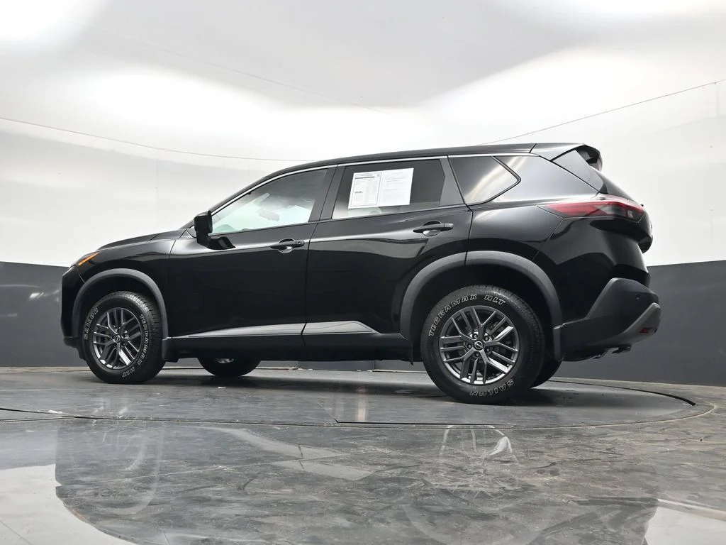 Used 2023 Black Nissan S image 35