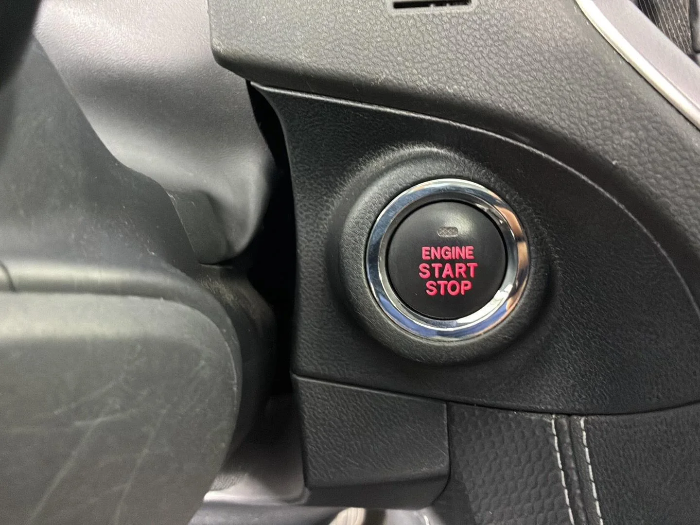 Used 2019 Horizon Blue Pearl Subaru Limited image 27