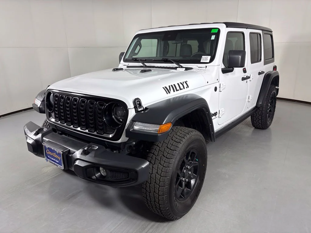 Used 2025 White Jeep Willys image 4
