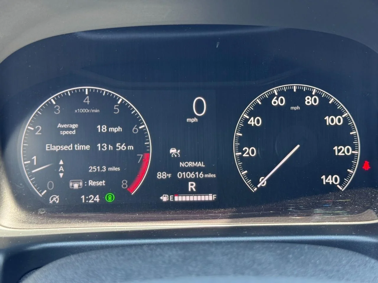 2025 Honda Odyssey Elite - Photo 24