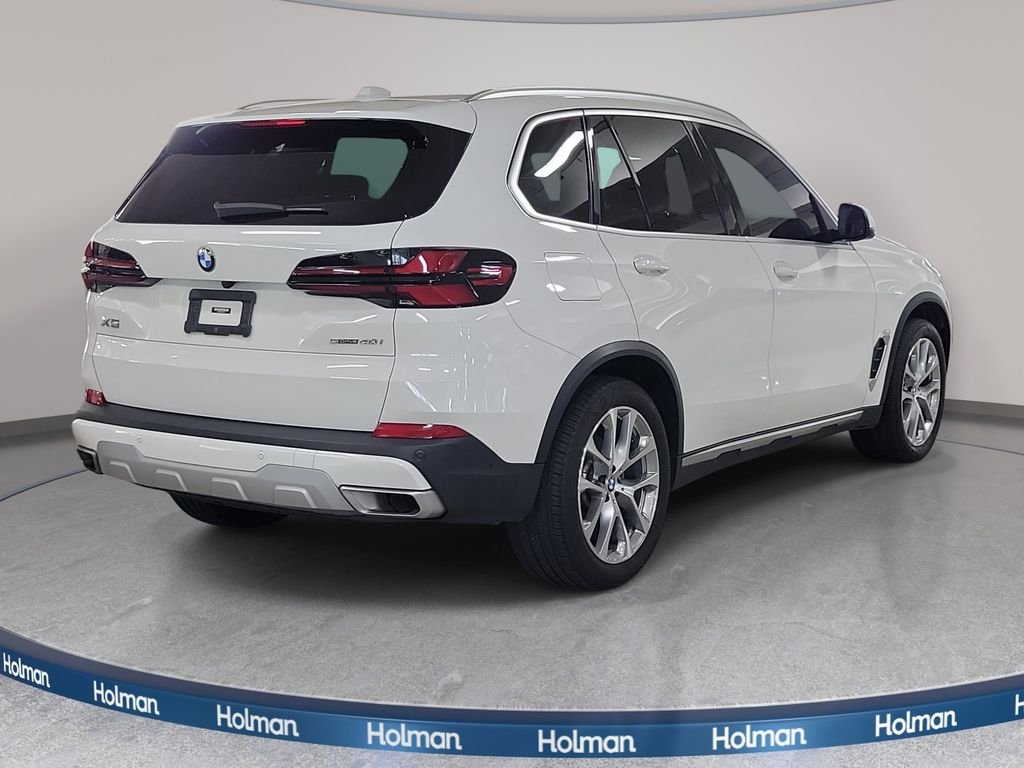 Certified Used 2024 Alpine White BMW sDrive40i image 7