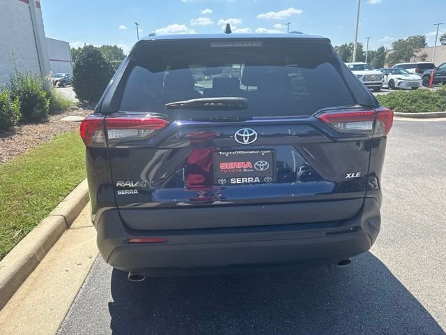 Used 2024  Toyota XLE image 6
