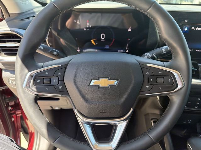 Used 2025 Crimson Metallic Chevrolet LT image 16