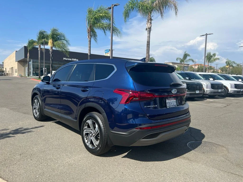 Used 2023 Blue Hyundai SE image 5
