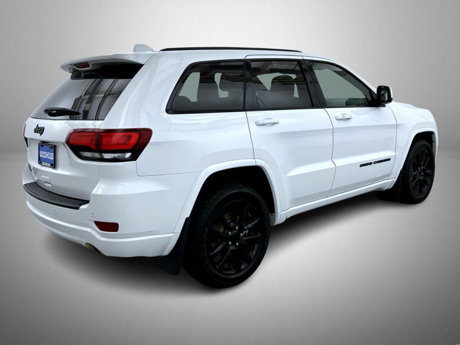 Used 2021 Bright White Clearcoat Jeep Laredo X image 5