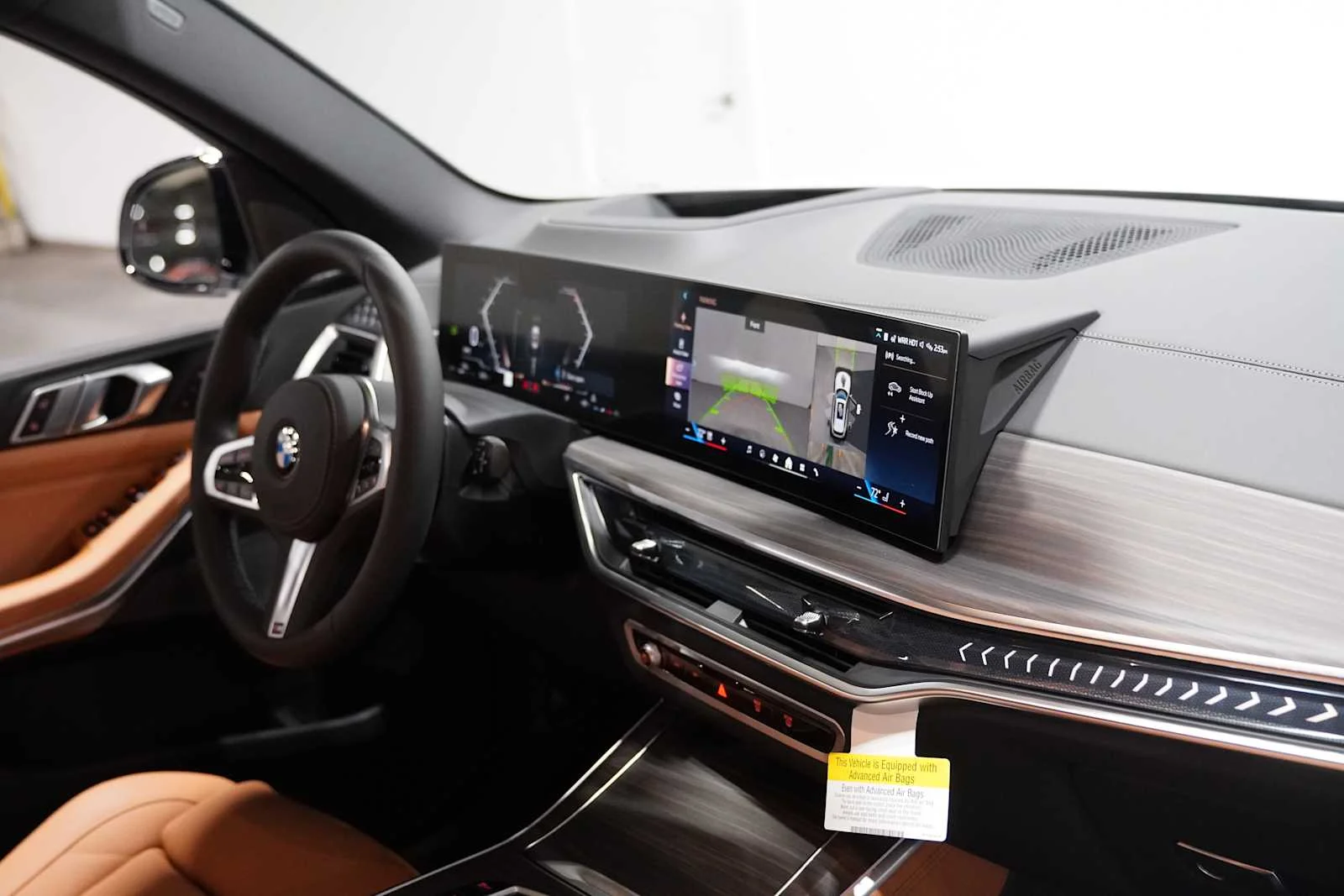 New 2026 Mineral White Metallic BMW xDrive40i image 14