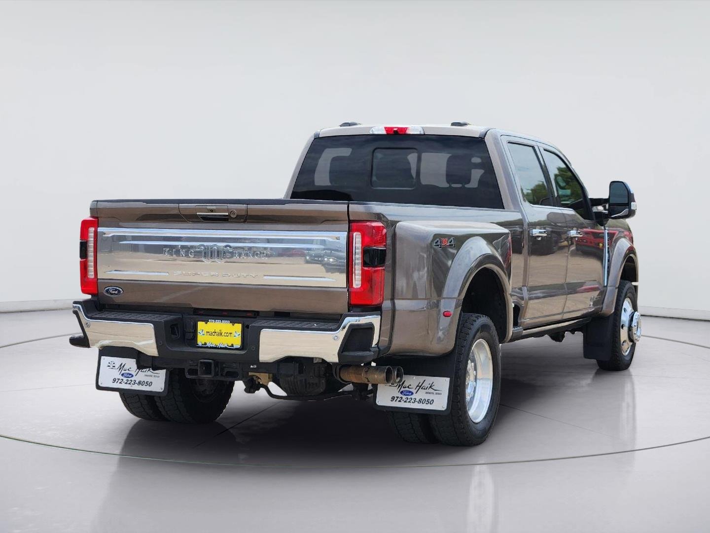 Used 2023 Stone Gray Ford King Ranch image 4