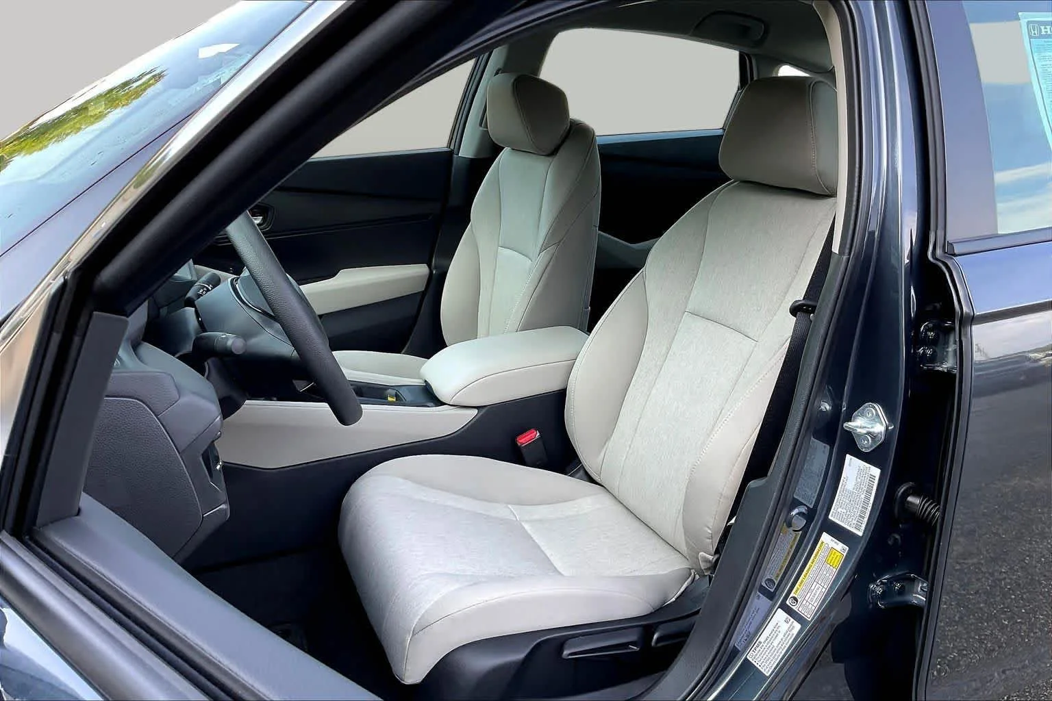 New 2026 Meteorite Gray Metallic Honda LX image 9