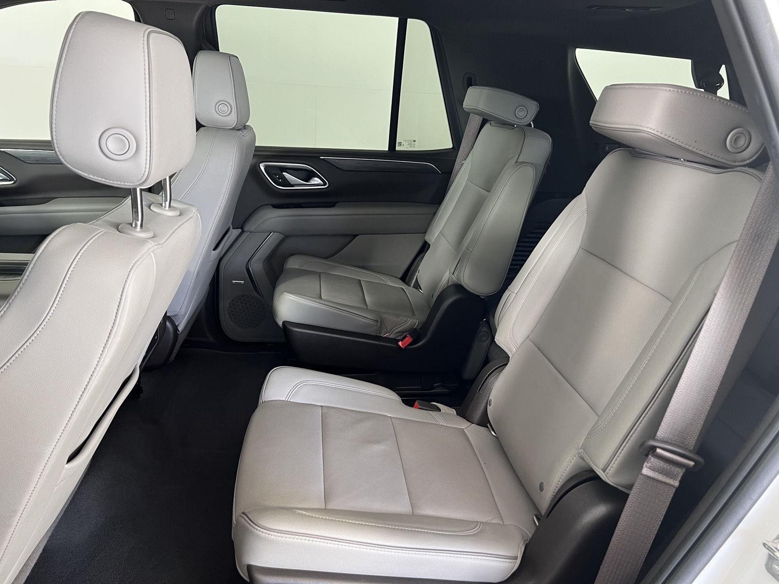 Used 2022 White Frost GMC SLT image 23