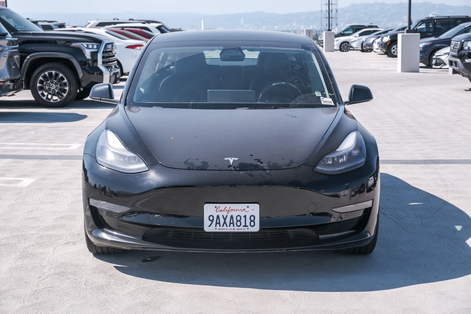 Used 2022  Tesla  image 2