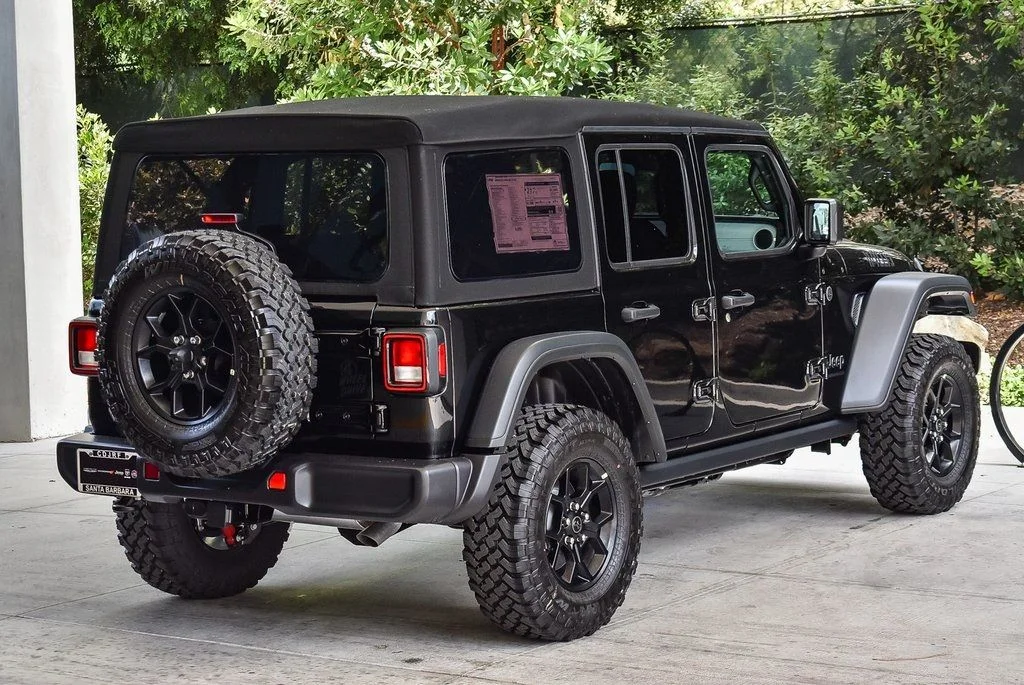 2025 Jeep Wrangler 4-Door Willys - Photo 6