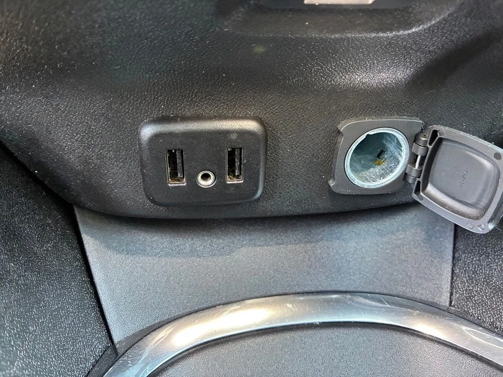 Used 2016 Gray Chevrolet LT image 33