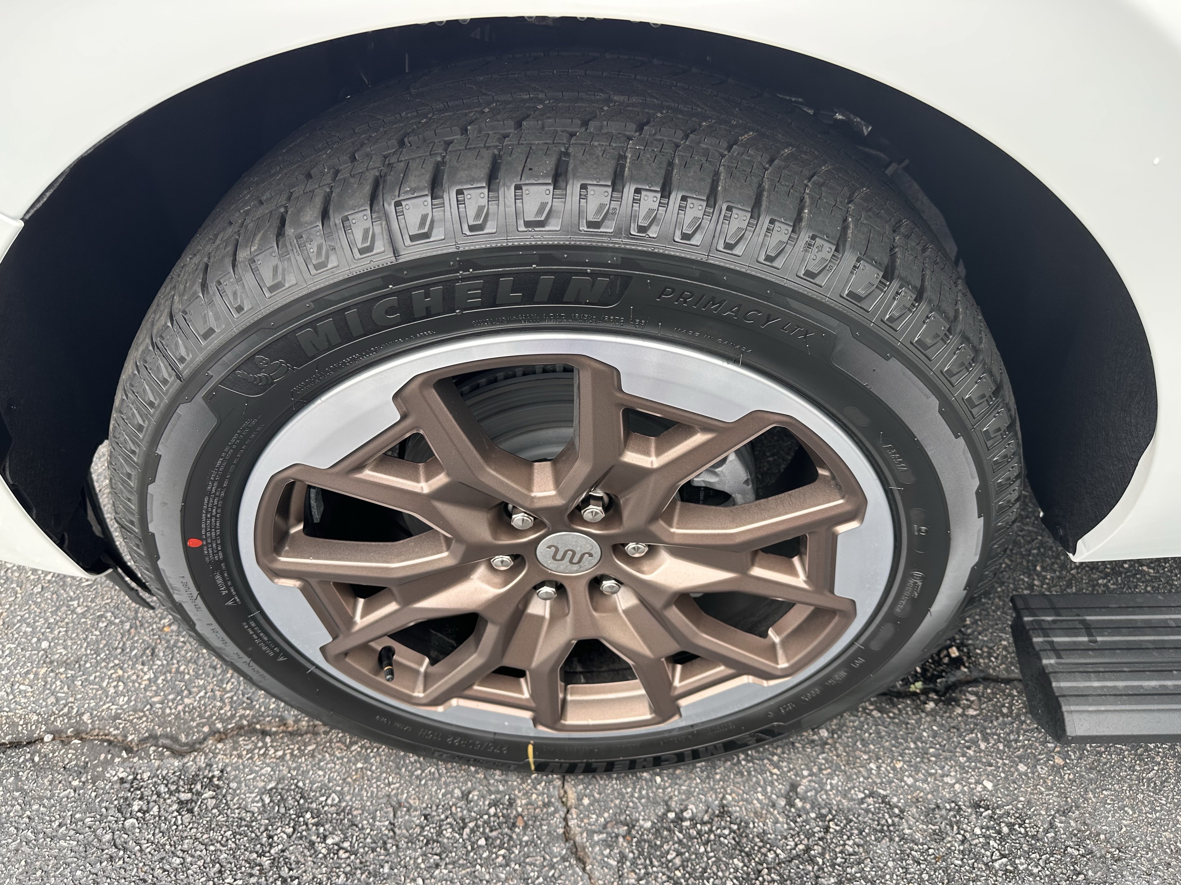 New 2026 Star White Metallic Tri-Coat Ford King Ranch® image 32