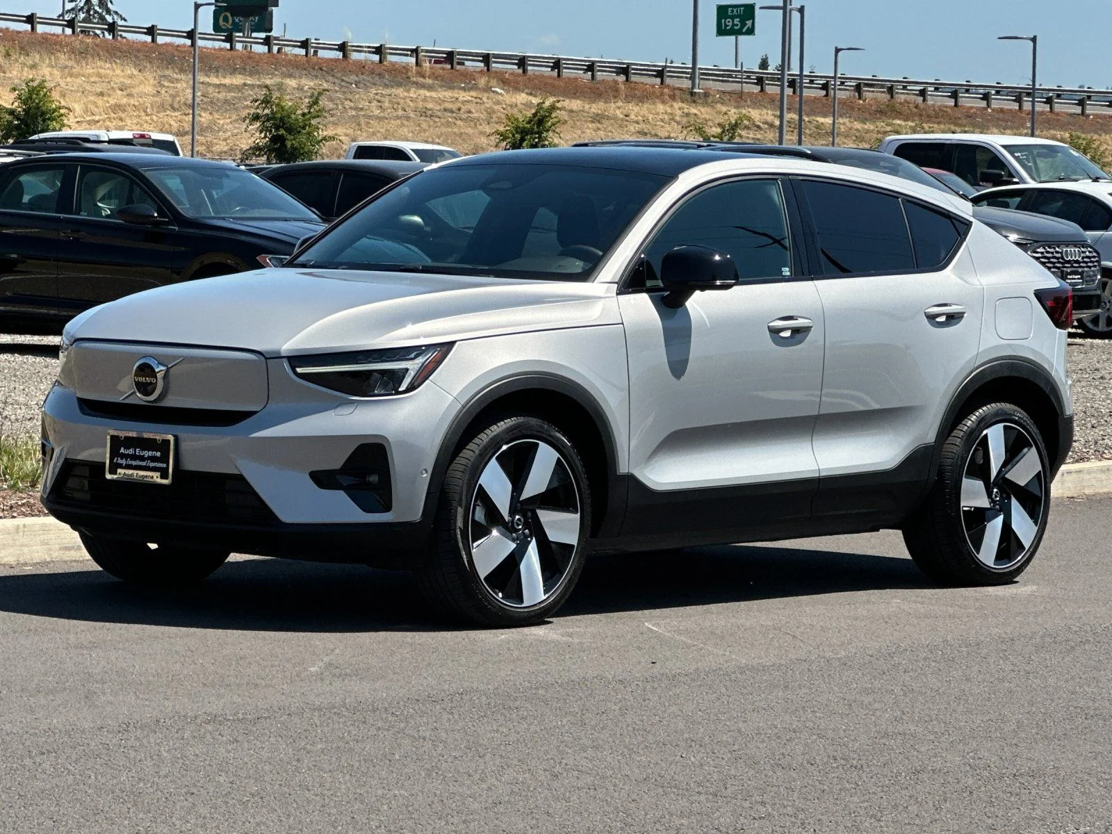 Used 2023 Silver Volvo Ultimate image 7