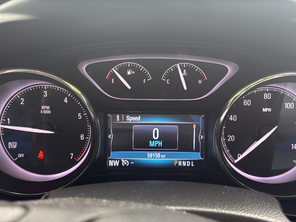 Used 2020 White Buick Essence image 23