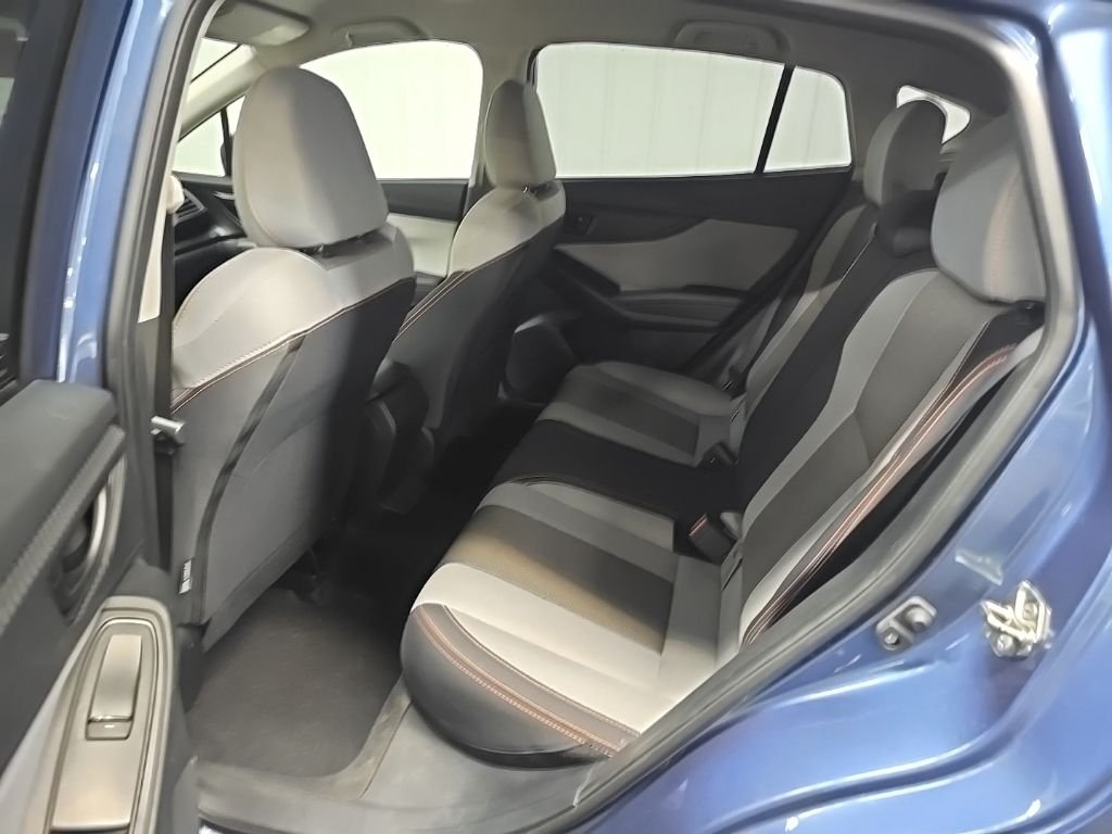 Used 2018 Blue Subaru 2.0i Premium image 30