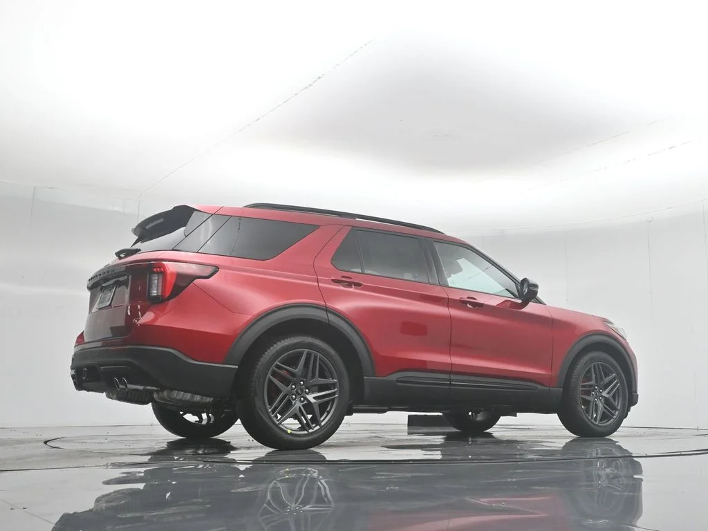 New 2026 Rapid Red Metallic Tinted Clearcoat Ford ST image 54