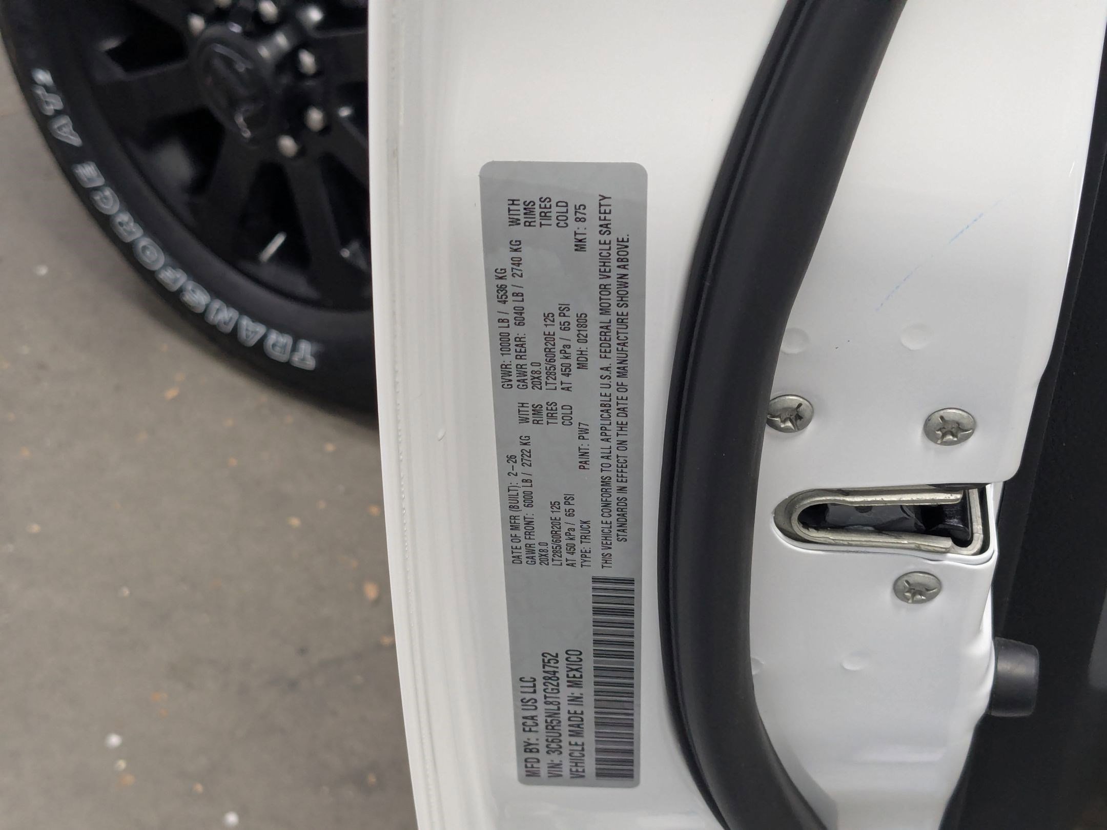 New 2026 Bright White Clear-Coat Exterior Paint RAM Laramie image 21