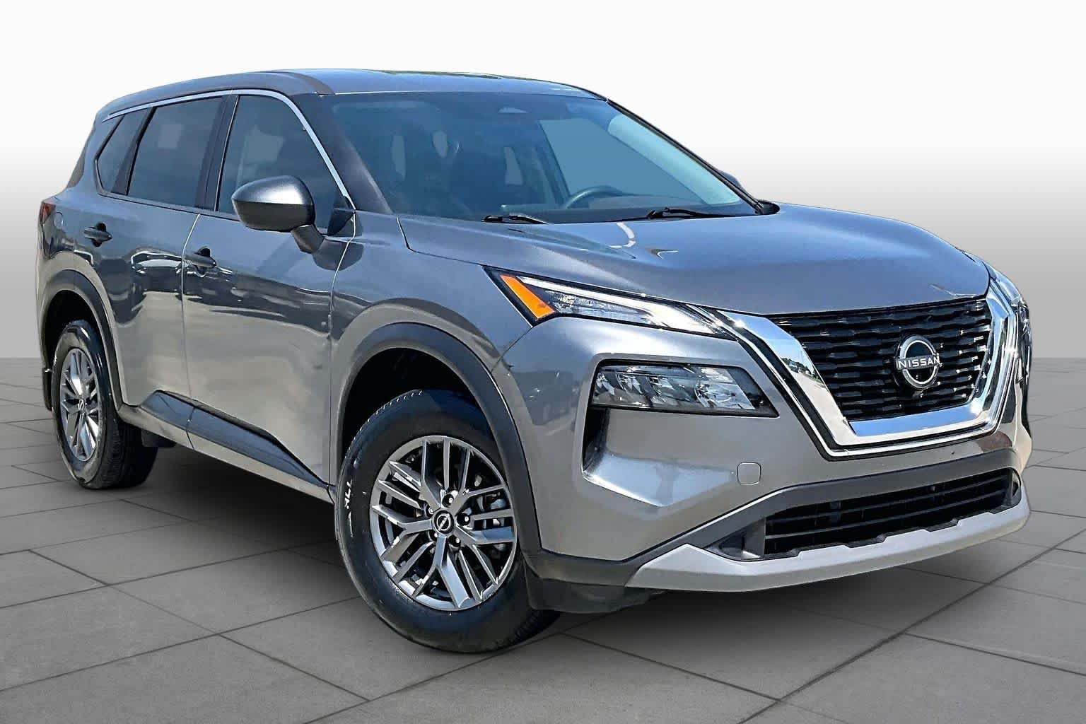 Used 2023 Gun Metallic Nissan S image 3