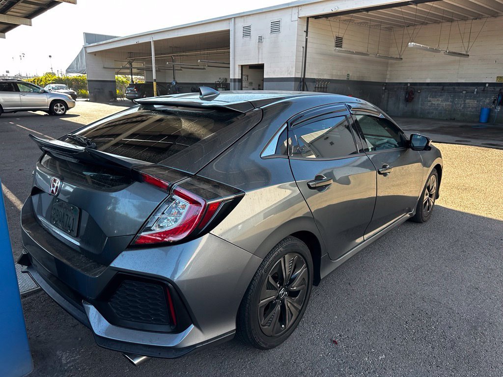 Used 2018 Gray Honda EX-L image 17
