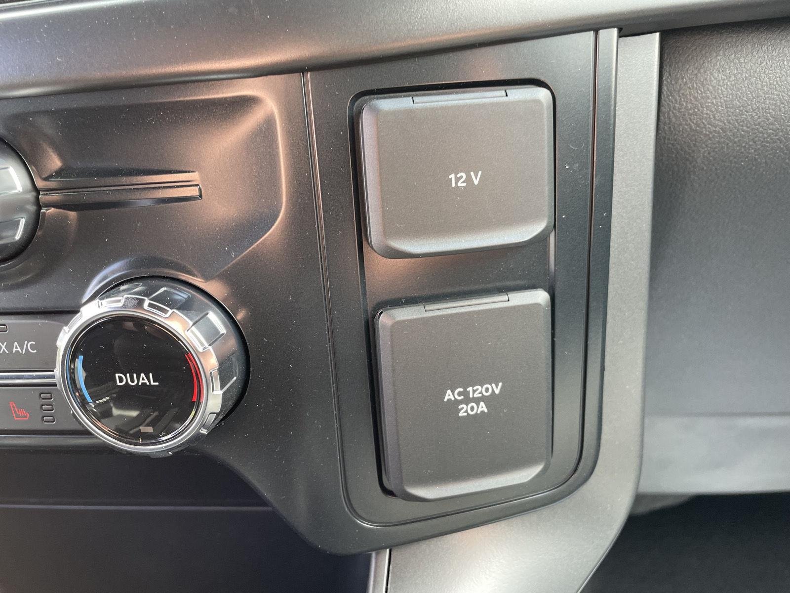 New 2026 Carbonized Gray Metallic Ford Tremor® image 28