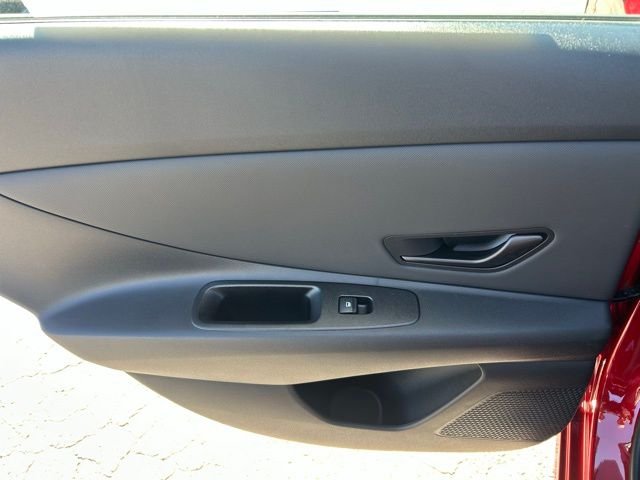 2026 Hyundai Elantra SEL - Photo 7