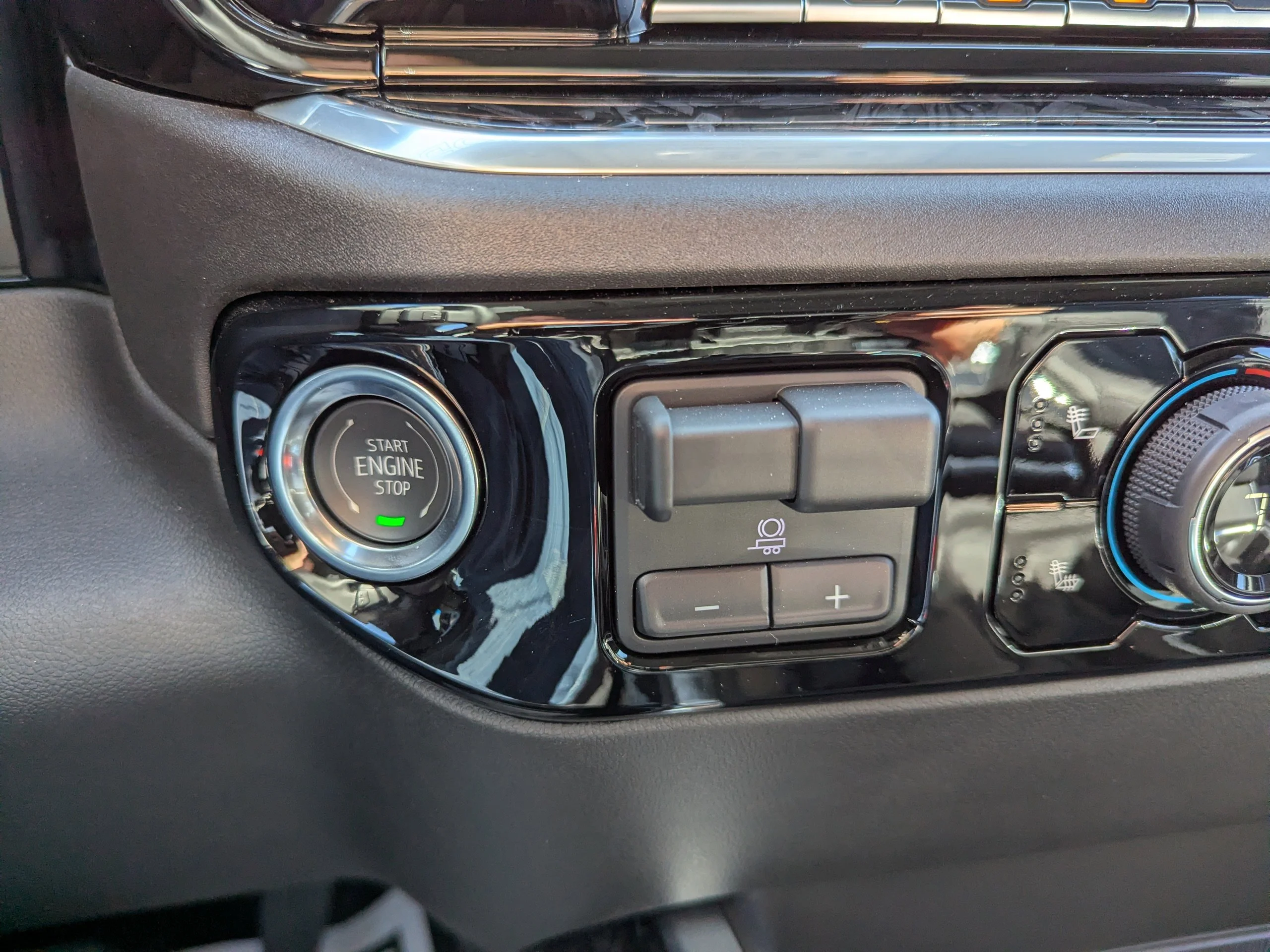 2025 Chevrolet Silverado 1500 RST - Photo 19