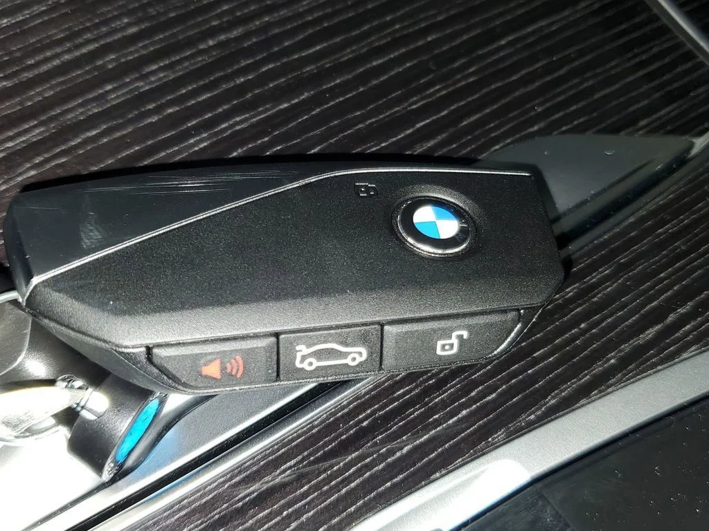 Used 2026 Black BMW sDrive40i image 26
