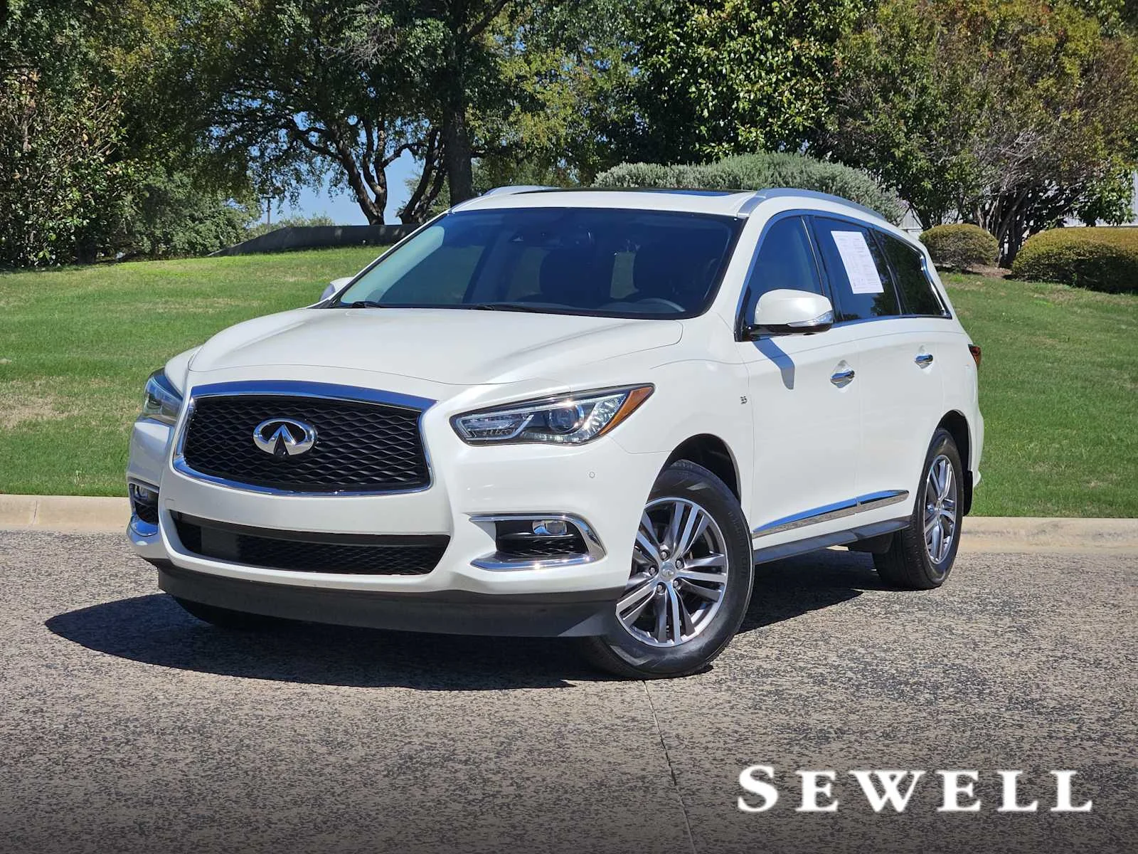 2020 INFINITI QX60 LUXE