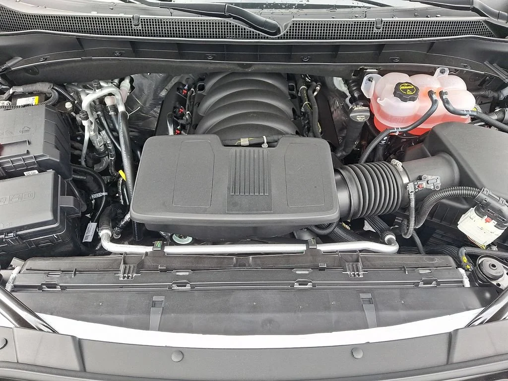 New 2026 Polar White Tricoat Chevrolet High Country image 21