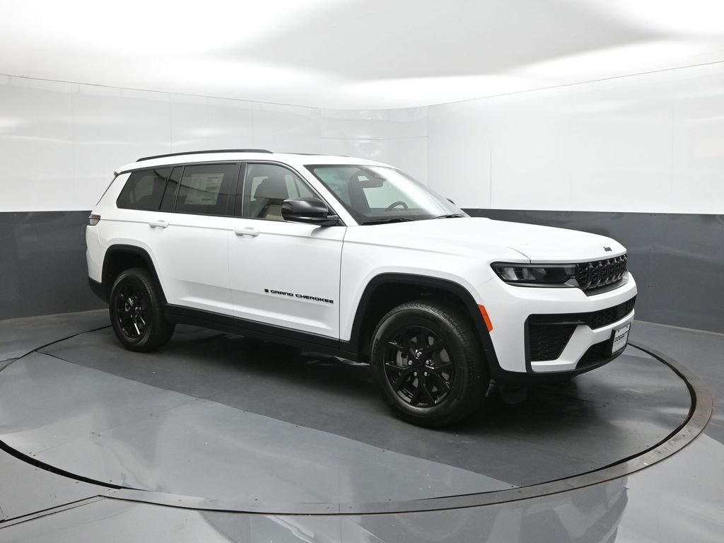 New 2026 Bright White Clear-Coat Exterior Paint Jeep Altitude image 26