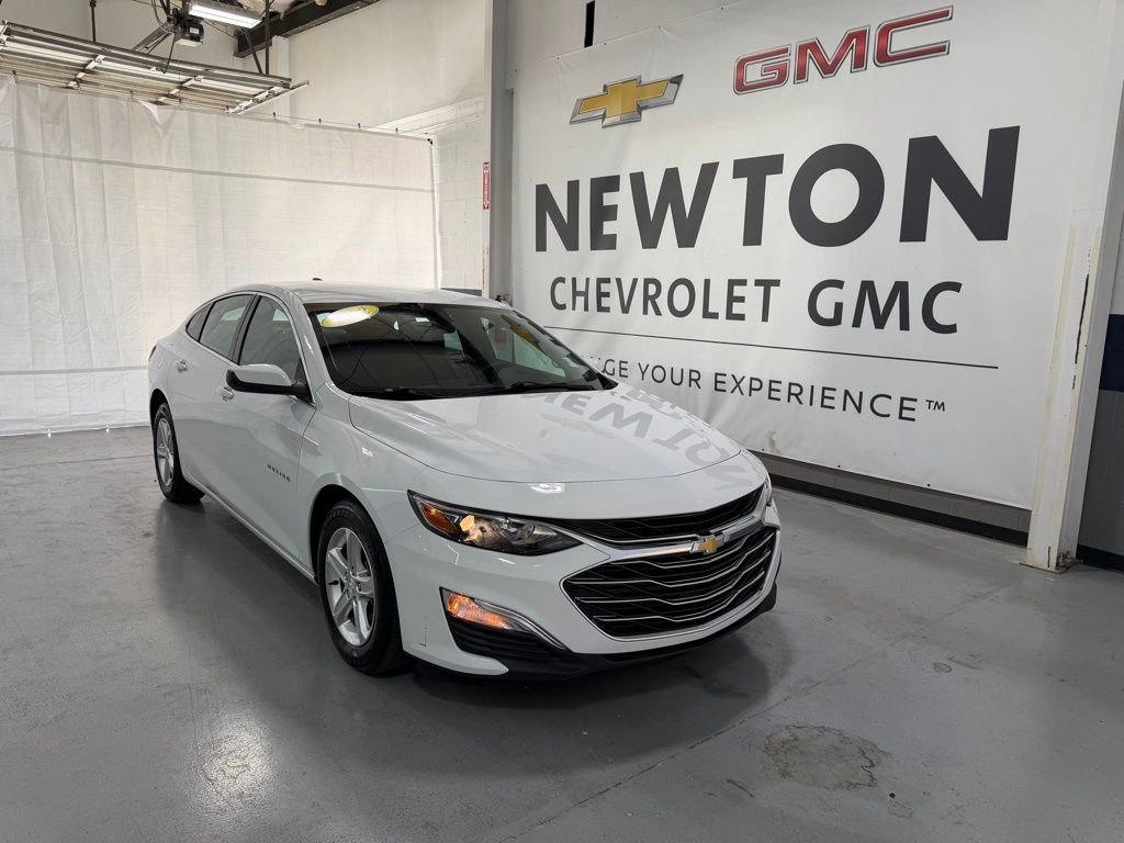 Used 2022 Chevrolet Malibu 1LS with VIN 1G1ZB5ST9NF207571 for sale in Shelbyville, TN