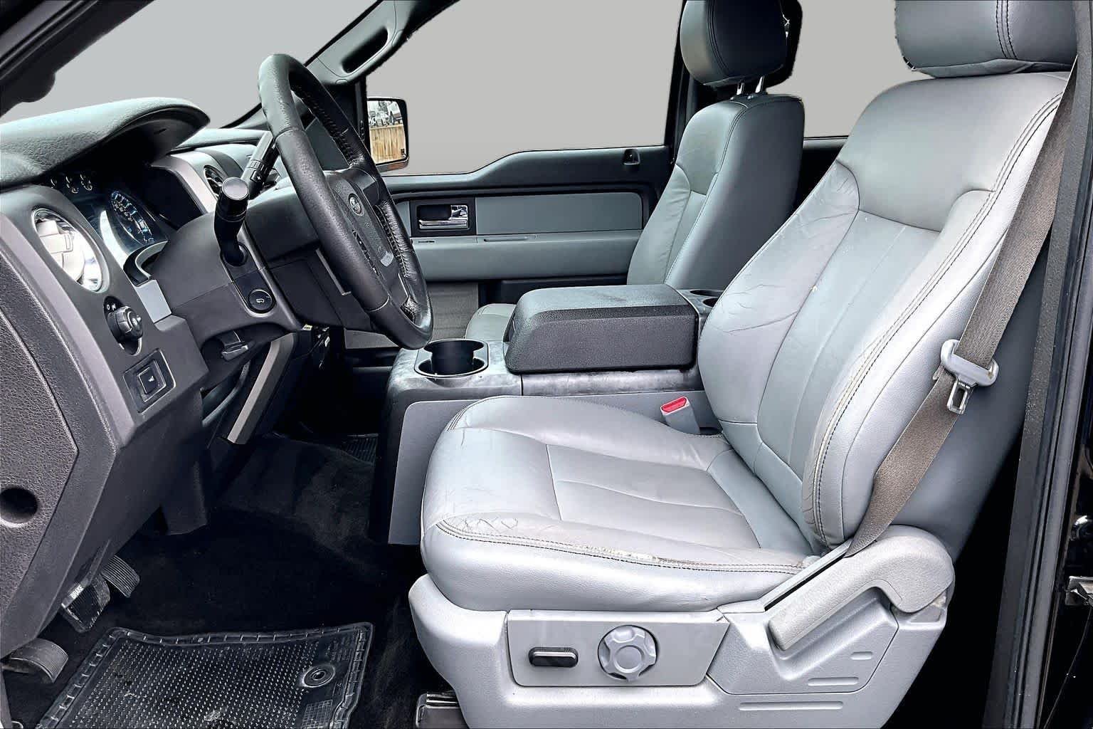 Used 2014 Tuxedo Black Metallic Ford XLT image 7