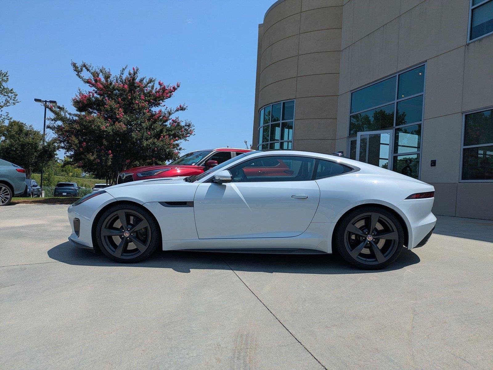 Used 2018 Yulong White Metallic Jaguar 400 Sport image 5