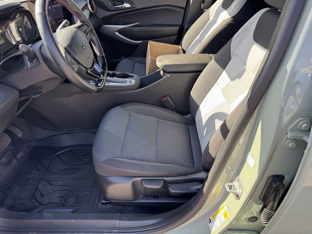 Certified Used 2024 Green Chevrolet 1RS image 16