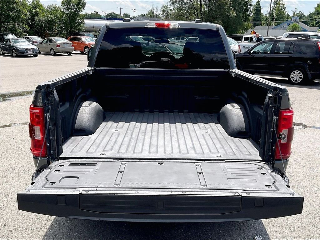 Used 2022 Gray Ford XLT image 28