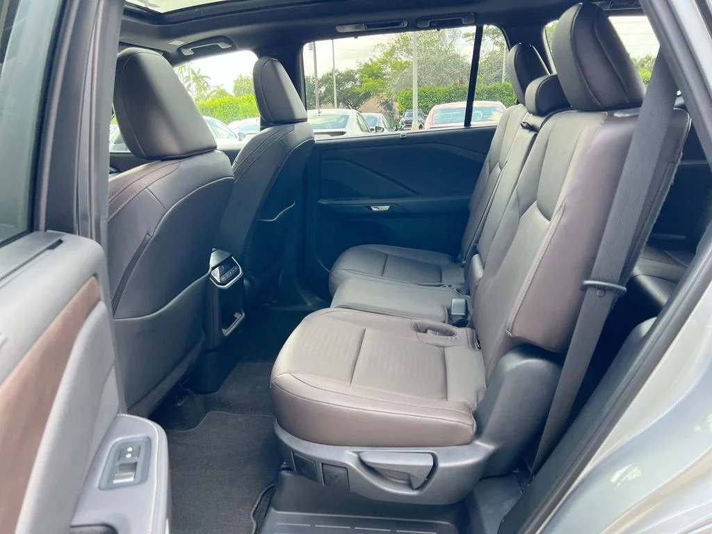 Used 2025 Celestial Silver Metallic Lexus 350 Premium image 19