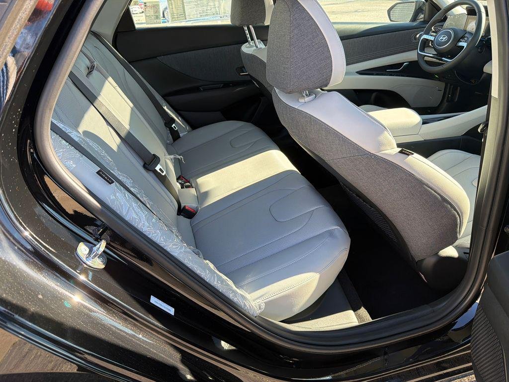 New 2026 Black Hyundai Limited image 15
