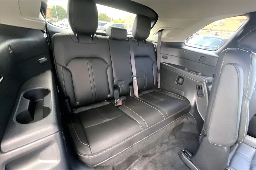 Used 2025 Gray Mazda 3.3 Turbo Preferred image 27