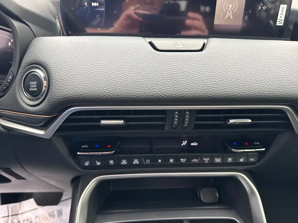 New 2026 Gray Metallic Mazda 3.3 Turbo Premium image 28