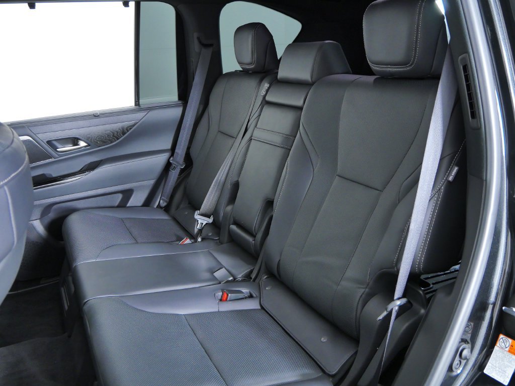 Used 2025 Black Lexus 600 Luxury image 29