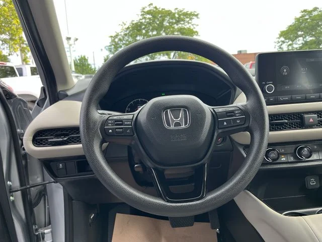 Used 2025  Honda LX image 13