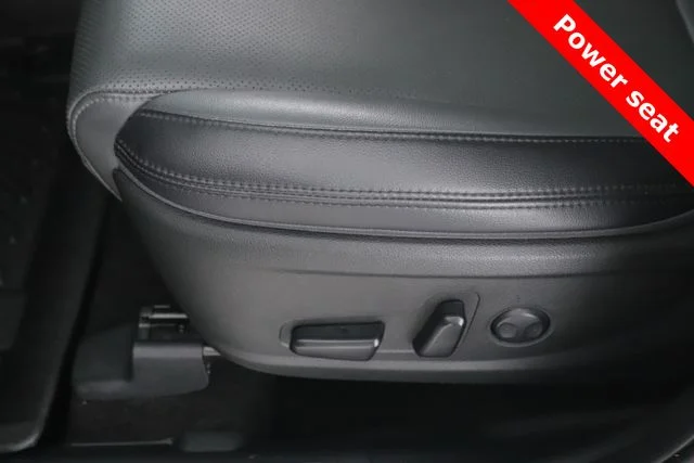 Used 2023 Silver Hyundai SEL image 19