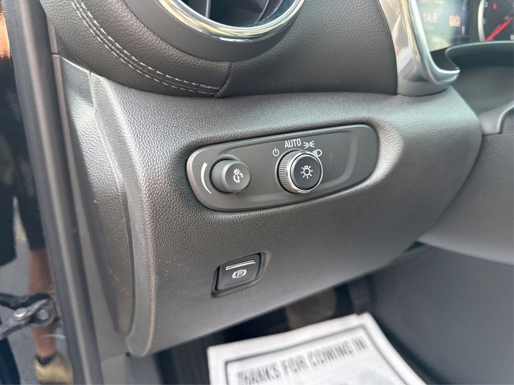 Used 2022 Black Chevrolet LT image 39