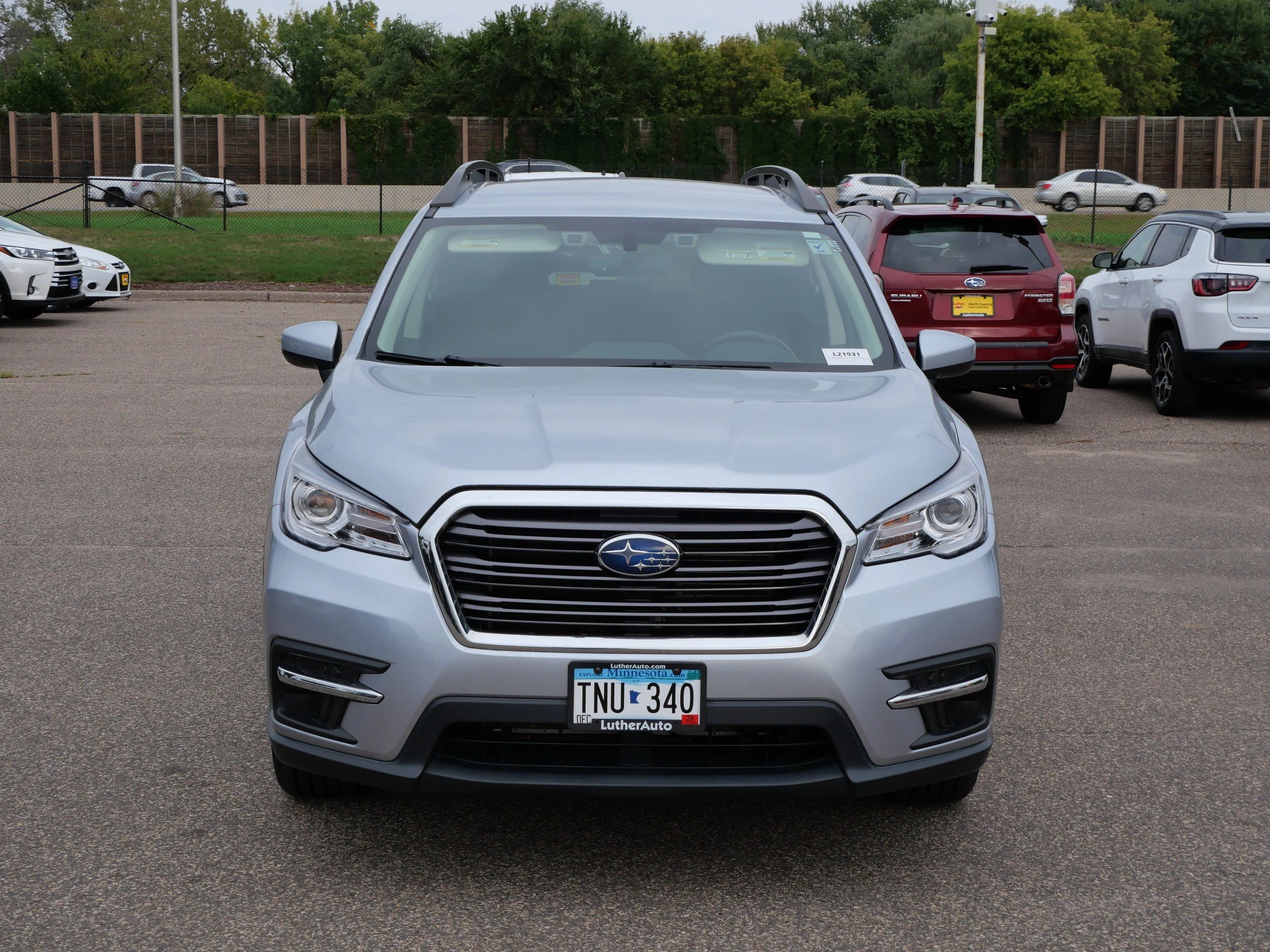 Used 2022 Ice Silver Metallic Subaru Premium image 2