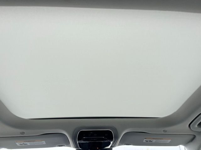 New 2026 Polar White Mercedes-Benz C 300 image 25