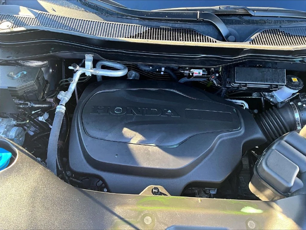 Used 2025 Gray Honda RTL image 36